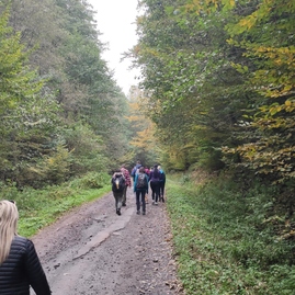 Zväčšiť fotografiu - Na magure sa opäť stretli obyvatelia obcí z hornej nitry - IMG_20211002_083805