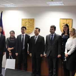 Na pôde úradu tsk hostili delegáciu čínskej ľudovej republiky - IMG_7574