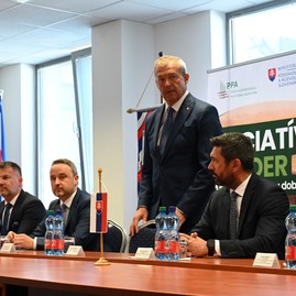 Zväčšiť fotografiu - Na podporu vidieka do regiónov smeruje 167 miliónov eur