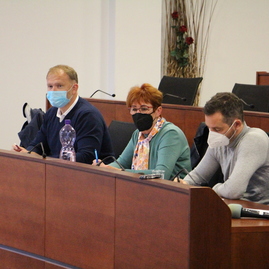 Zväčšiť fotografiu - Na župe rozobrali priority okresov do budúcoročného rozpočtu - IMG_0009