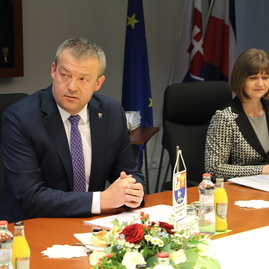 Na župný úrad v trenčíne zavítala prezidentská návšteva - IMG_0059