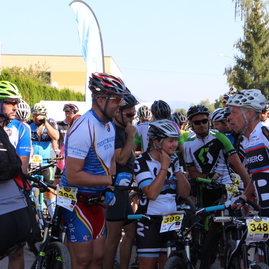 Najstarší vytrvalostný maratón horských bicyklov na slovensku absolvovala viac ako päťstovka cyklistov aj trenčiansky župan - IMG_2824