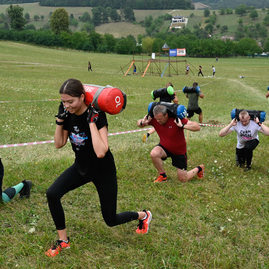 Zväčšiť fotografiu - Najťažší pretek na považí zdolal aj baška tím - 20220820_Champion_race_052w