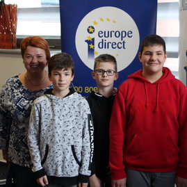 Najúspešnejšími euroškolákmi sa tento rok stali gymnazisti z nového  mesta nad váhom - rsz_img_4182