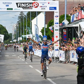 Zväčšiť fotografiu - Najväčšia cyklistická súťaž na slovensku spoznala víťaza 3.etapy - DSC_4868