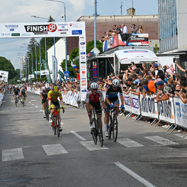Zväčšiť fotografiu - Najväčšia cyklistická súťaž na slovensku spoznala víťaza 3.etapy - DSC_4877
