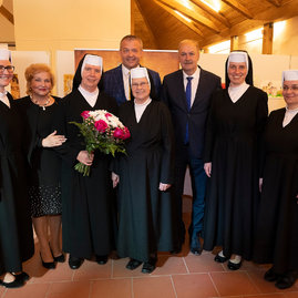 Zväčšiť fotografiu - Najvyššie ocenenie kraja si odniesli 4 jednotlivci a 2 kolektívy - 20220527_Verejne_uznania_TSK_147w