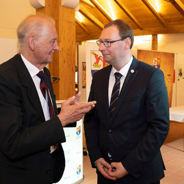 Zväčšiť fotografiu - Najvyššie ocenenie kraja si odniesli 4 jednotlivci a 2 kolektívy - 20220527_Verejne_uznania_TSK_155w