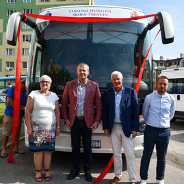 Zväčšiť fotografiu - Návšteva významenej osobnosti svetovej cyklistiky patricka lefevera v trenčianskom kraji - DSC_4395