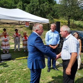 Zväčšiť fotografiu - Nedeli v kraji dominovali lednické dožinky - 20220814_143251