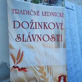 Zväčšiť fotografiu - Nedeli v kraji dominovali lednické dožinky - 20220814_171335