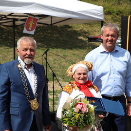 Zväčšiť fotografiu - Nedeli v kraji dominovali lednické dožinky - IMG_2146