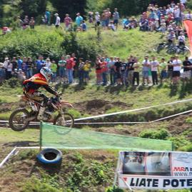 Nedeľňajšie popoludnie v kraji ovládol motokros a bošácke hody - IMG_2621