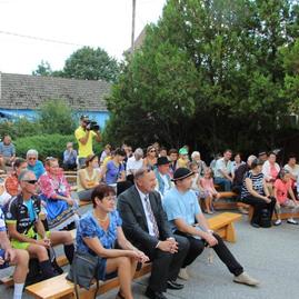 Nedeľňajšie popoludnie v kraji ovládol motokros a bošácke hody - IMG_2756