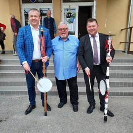 Zväčšiť fotografiu - Neoceniteľnú úlohu mám oslávili na viacerých miestach v trenčianskom kraji - 20220507_164154