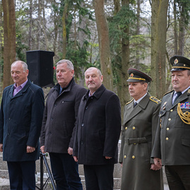Zväčšiť fotografiu - Nezabúdajme na tých, ktorí položili život za našu slobodu - TSK_Brezina2023_mini (30 of 38)