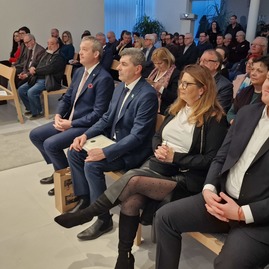 Zväčšiť fotografiu - Nové mesto nad váhom oslavuje! - 20230317_175258