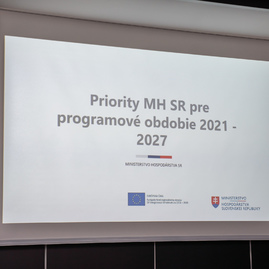 Zväčšiť fotografiu - O eurofondoch a investíciách do regiónov s ministrom hospodárstva - DSC05127