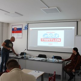 Zväčšiť fotografiu - O hlasy verejnosti bojuje v považskobystrickom okrese najviac projektov - IMG_0236