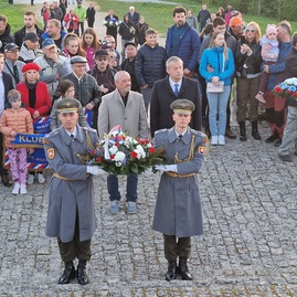 Zväčšiť fotografiu - O najväčšieho slováka prišiel svet pred 104 rokmi - 20230503_200055