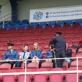 Zväčšiť fotografiu - O víťazstvo aj postup bojovali profesionálni hasiči z celého kraja