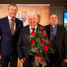 Zväčšiť fotografiu - Ocenili sme osobnosti kraja, ktorých práca inšpiruje nás všetkých - TSK_verejne_uznania za 2024_mini-128