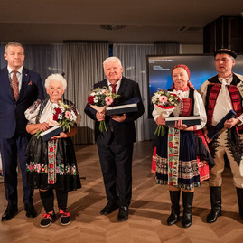 Zväčšiť fotografiu - Ocenili sme osobnosti kraja, ktorých práca inšpiruje nás všetkých - TSK_verejne_uznania za 2024_mini-34