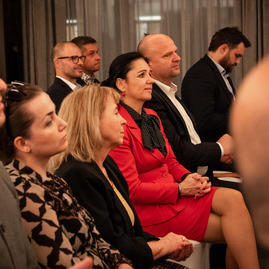 Zväčšiť fotografiu - Ocenili sme osobnosti kraja, ktorých práca inšpiruje nás všetkých - TSK_verejne_uznania za 2024_mini-70