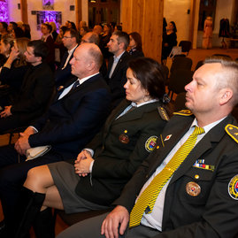 Zväčšiť fotografiu - Oceňovanie výnimočných ľudí na výnimočnom mieste - 20231204_TSK_036w
