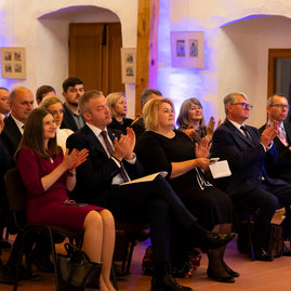 Zväčšiť fotografiu - Oceňovanie výnimočných ľudí na výnimočnom mieste - 20231204_TSK_054w