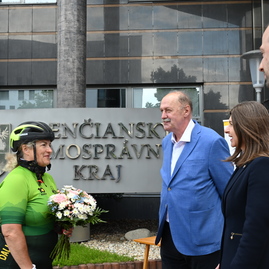 Zväčšiť fotografiu - Od tatier k dunaju zavítalo aj na trenčiansku župu - DSC_8874
