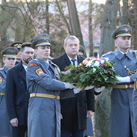 Zväčšiť fotografiu - Od tragédie v novákoch uplynulo presne 13 rokov - IMG_8139_zmensena