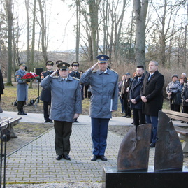 Zväčšiť fotografiu - Od tragédie v novákoch uplynulo presne 13 rokov - IMG_8145_zmensena