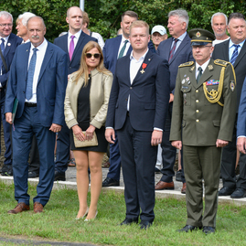 Zväčšiť fotografiu - Odkaz snp súčasťou krajských osláv na vrchu roh - lubina - _DSC6106