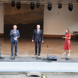 Zväčšiť fotografiu - Odovzdané boli ďalšie dva život zachraňujúce prístroje - IMG_0569