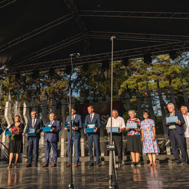 Zväčšiť fotografiu - Oslavy 82. výročia snp prinesú do uhrovca deň plný spomienok aj kultúry