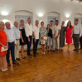 Zväčšiť fotografiu - Ostratický park opäť rozozvučala dychová hudba, kostol v trenčianskych stankovciach operný spev - IMG-20210815-WA0040