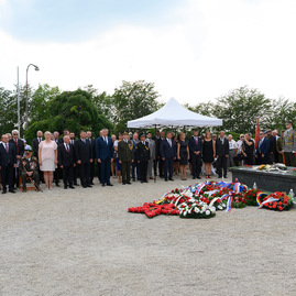 Pamiatku hrdinov, ktorí pred 75 rokmi bojovali v slovenskom národnom povstaní si uctili na jankovom vŕšku - 20190831_JANKOV_VRSOK_75_SNP_042