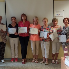 Zväčšiť fotografiu - Pilotný projekt digitálnych zručností seniorov na trenčianskej univerzite alexandra dubčeka  ukončený - 1657194838876 DiGiZr 3