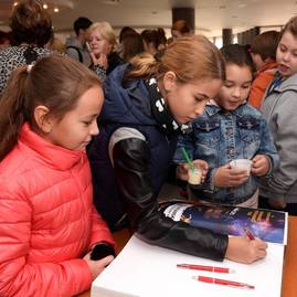 Po úrade tsk sa počas dod prechádzali hrdinovia - DOD_TSK (6)