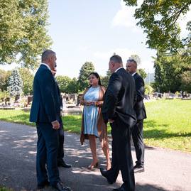 Zväčšiť fotografiu - Počas osláv nezabúdajú na tragicky zosnulých kolegov - TSK_Handlová-34