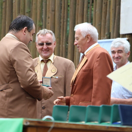 Počet včelárov púchovského regiónu tento rok rekordne vzrástol - IMG_4092