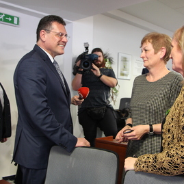 Podpredseda európskej komisie výjazdovo rokoval na pôde župného úradu - IMG_9922
