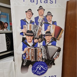 Zväčšiť fotografiu - Pokrstili už šieste cd - 20231117_183136