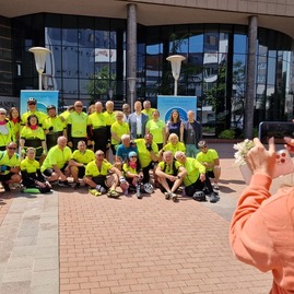 Zväčšiť fotografiu - Pomôžme pacientom so sklerózou multiplex prezvoniť slovensko - 20230525_132743