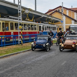 Zväčšiť fotografiu - Popularita trenčianskej elektrickej železnice stúpa - 70037560_2525089344214664_6833333851729690624_n