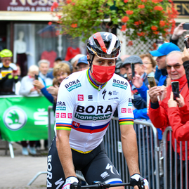 Zväčšiť fotografiu - Posledná etapa okolo slovenska štartovala v trenčianskych tepliciach - DSC_2154