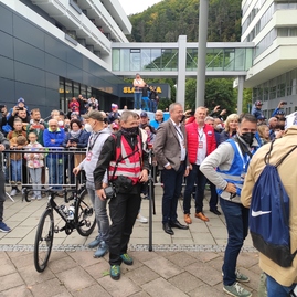 Zväčšiť fotografiu - Posledná etapa okolo slovenska štartovala v trenčianskych tepliciach - IMG_20210919_105241