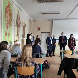 Zväčšiť fotografiu - Považskobystrická stredná zdravotnícka škola medzi najlepšími - IMG_20210212_5