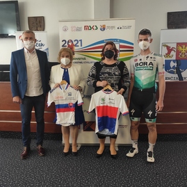 Zväčšiť fotografiu - Poznáme trať spoločných majstrovstiev sr a čr v cestnej cyklistike - IMG_20210526_114557